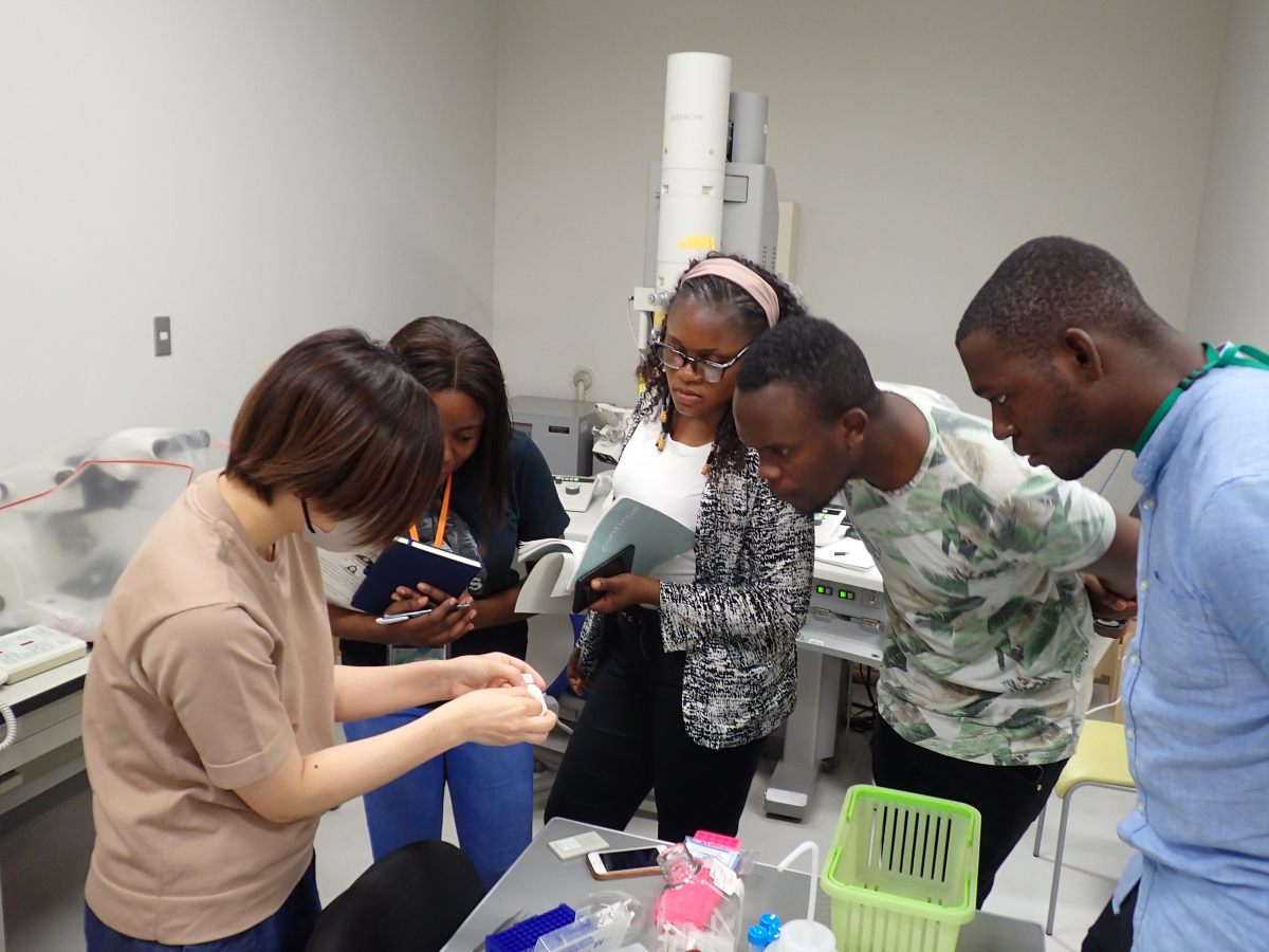 IVCMEP 2023 students from Zambia visited Hokkaido International